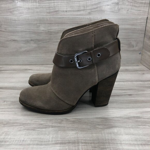 BCBG Ankle Boots Women's 8 Paris Kerinax Brown Suede Booties - Picture 1 of 10